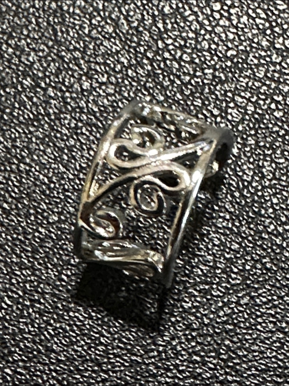 NEW Silver Tone Swirl Ear Cuff Scroll Design Cartilage Wrap Earring